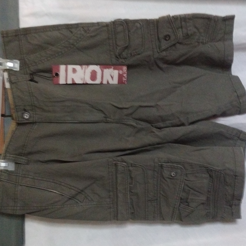 NWT IRON JEANS cargo shorts size 38